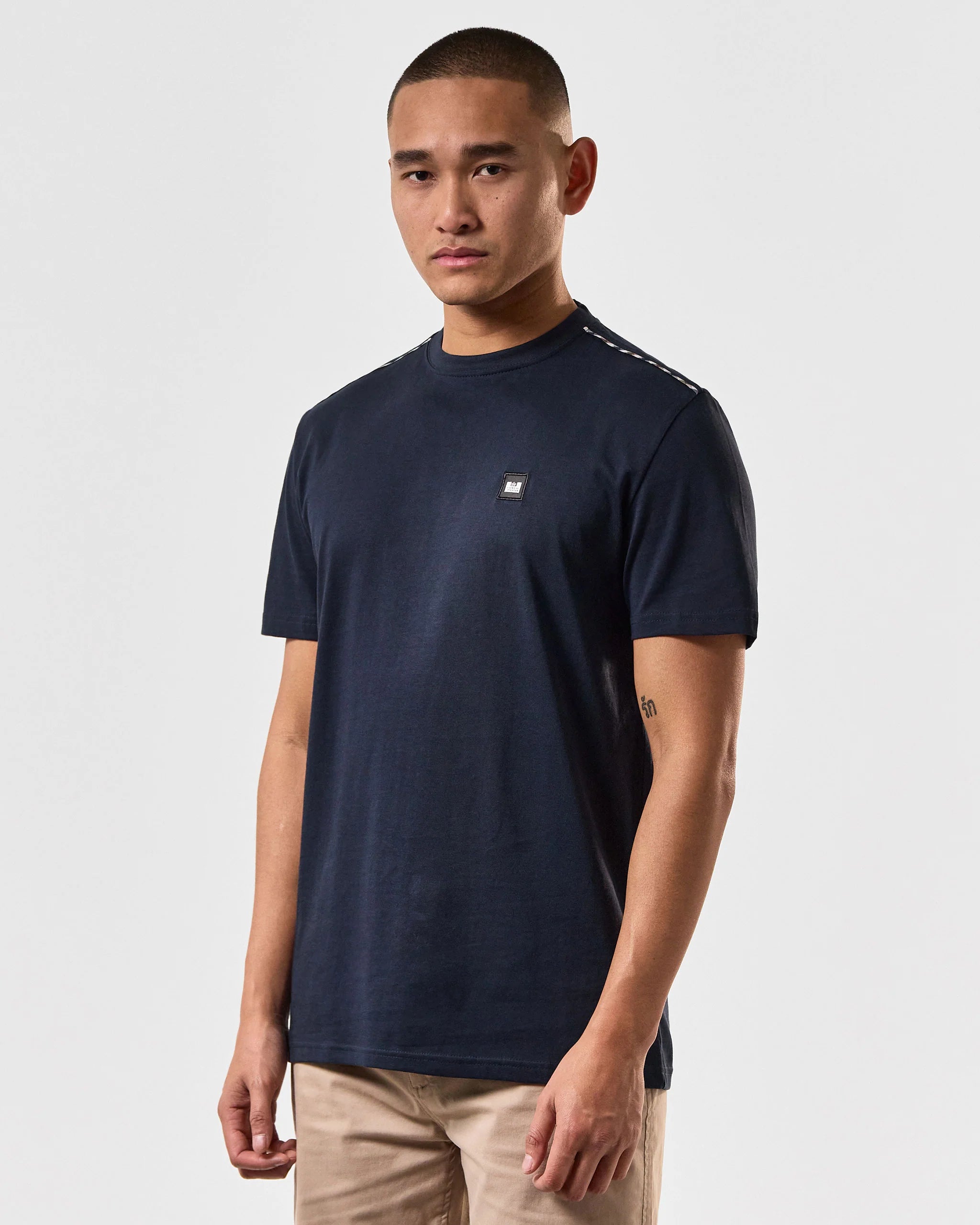 Weekend Offender Manuel Tee Navy - Raw Menswear