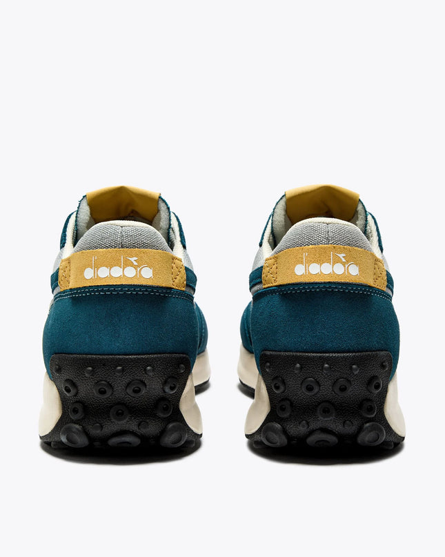 Diadora Race Suede SW Sporty Trainers in Quarry/Tapestry
