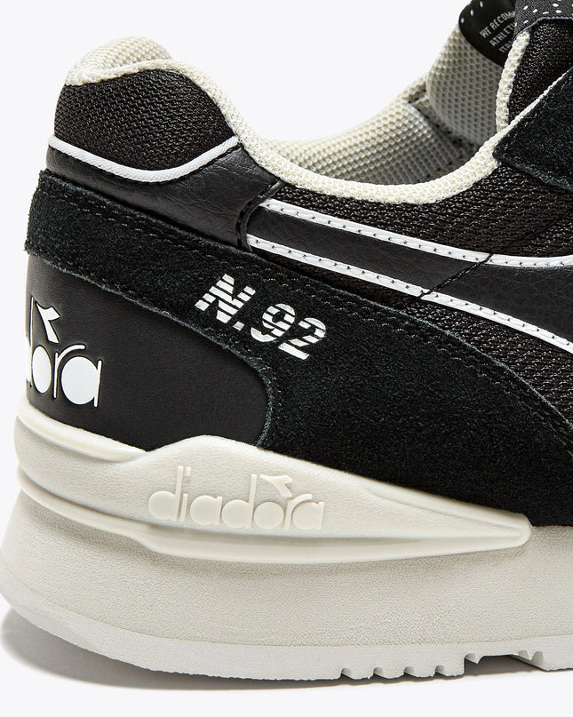 Diadora N.92 ADVANCE Trainers in Black
