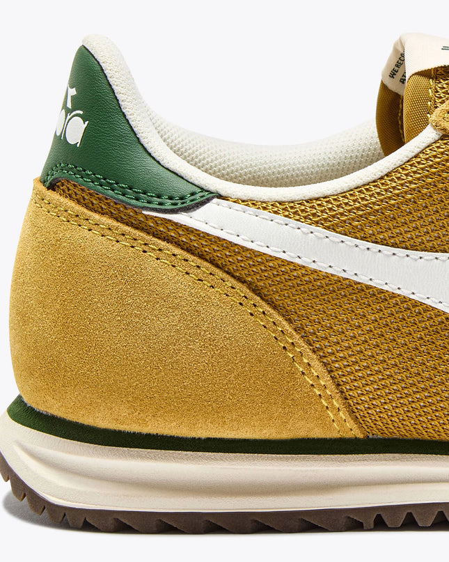 Diadora Cross Trainer in Harvest Gold/Green Pastures