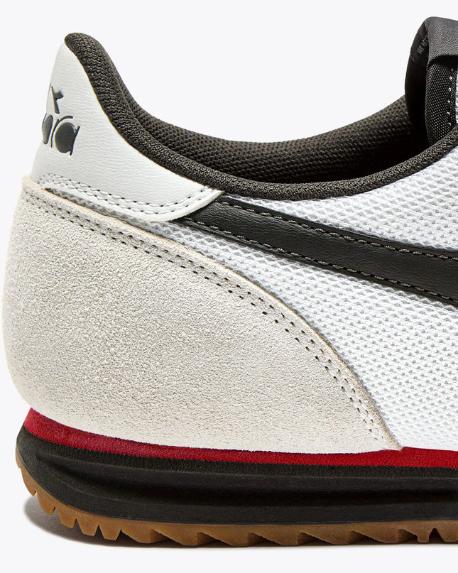 Diadora Cross Trainer in White/Black Beluga