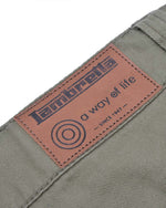 Lade das Bild in den Galerie-Viewer, Lambretta Pockets Shorts Khaki - Raw Menswear
