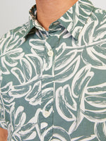 Charger l&#39;image dans la galerie, Jack &amp; Jones Lafayette Hawaiian AOP Floral Shirt Green - Raw Menswear
