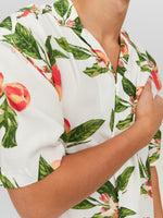 Lade das Bild in den Galerie-Viewer, Jack &amp; Jones Flores Resort Peaches Print Shirt White - Raw Menswear
