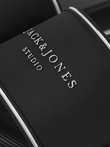 Jack & Jones Artillery Moulded Slider in Black