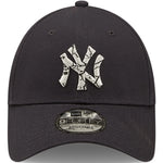 Charger l&#39;image dans la galerie, New Era NY Marble Infil 9Forty Curved Peak Baseball Cap Navy - Raw Menswear
