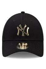 Charger l&#39;image dans la galerie, New Era NY Foil Logo 9Forty Curved Peak Baseball Cap Dark Navy/Gold - Raw Menswear

