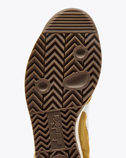 Diadora CROSS Low Profile Suede Trainer Harvest Gold/Greener Pastures  